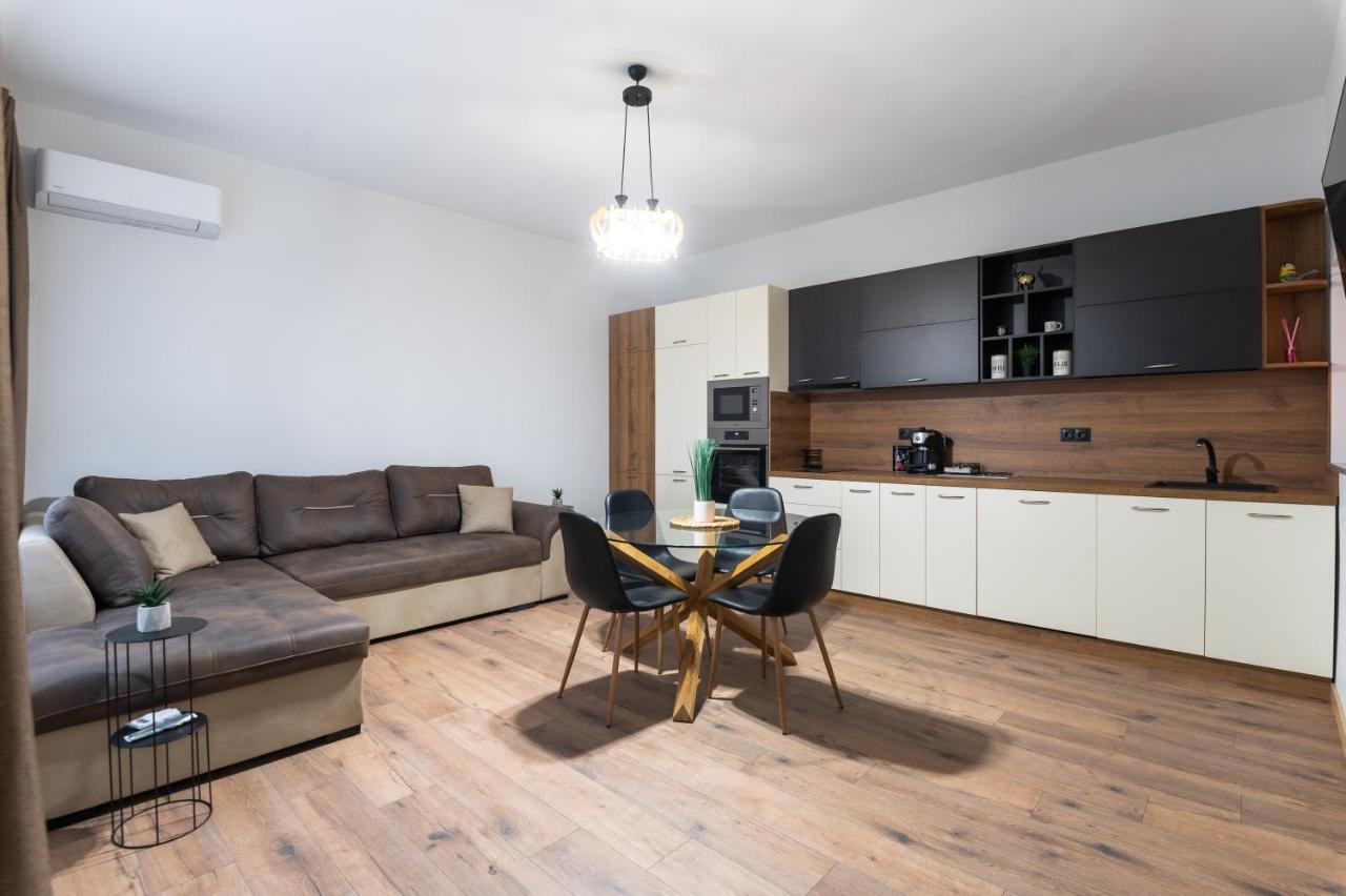 La Luna - High-End 2Bd Flat In The Top Centre By Flat Mаnager Sofia Zewnętrze zdjęcie